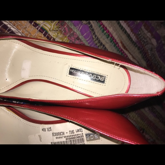 Red Heels - Picture 3 of 7